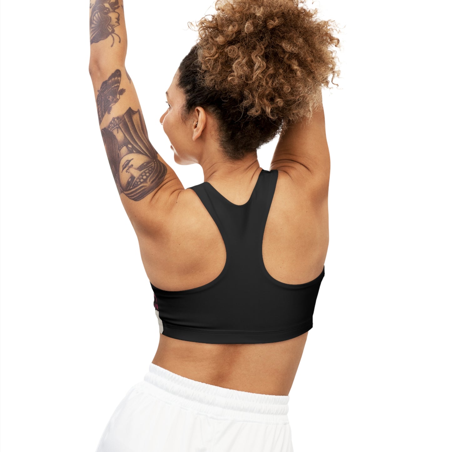 Model mit dem Sports Bra "Mictecacihuatl Woman" von hinten aufgenommen