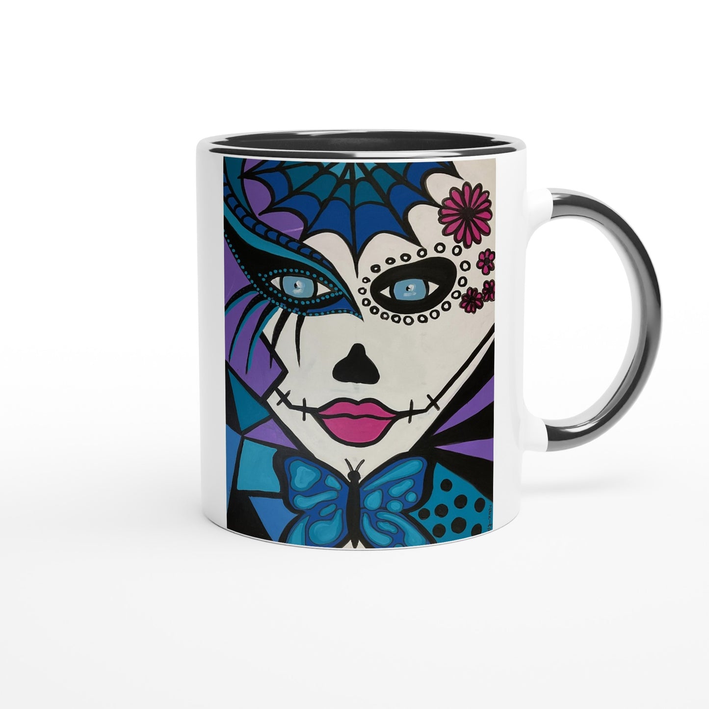 rechte Becherseiteaufnahme eines Bechers der Marke ZeniArt mit schwarzer Innenseite und Henkel, sowie des Motives Mictecacihuatl Woman