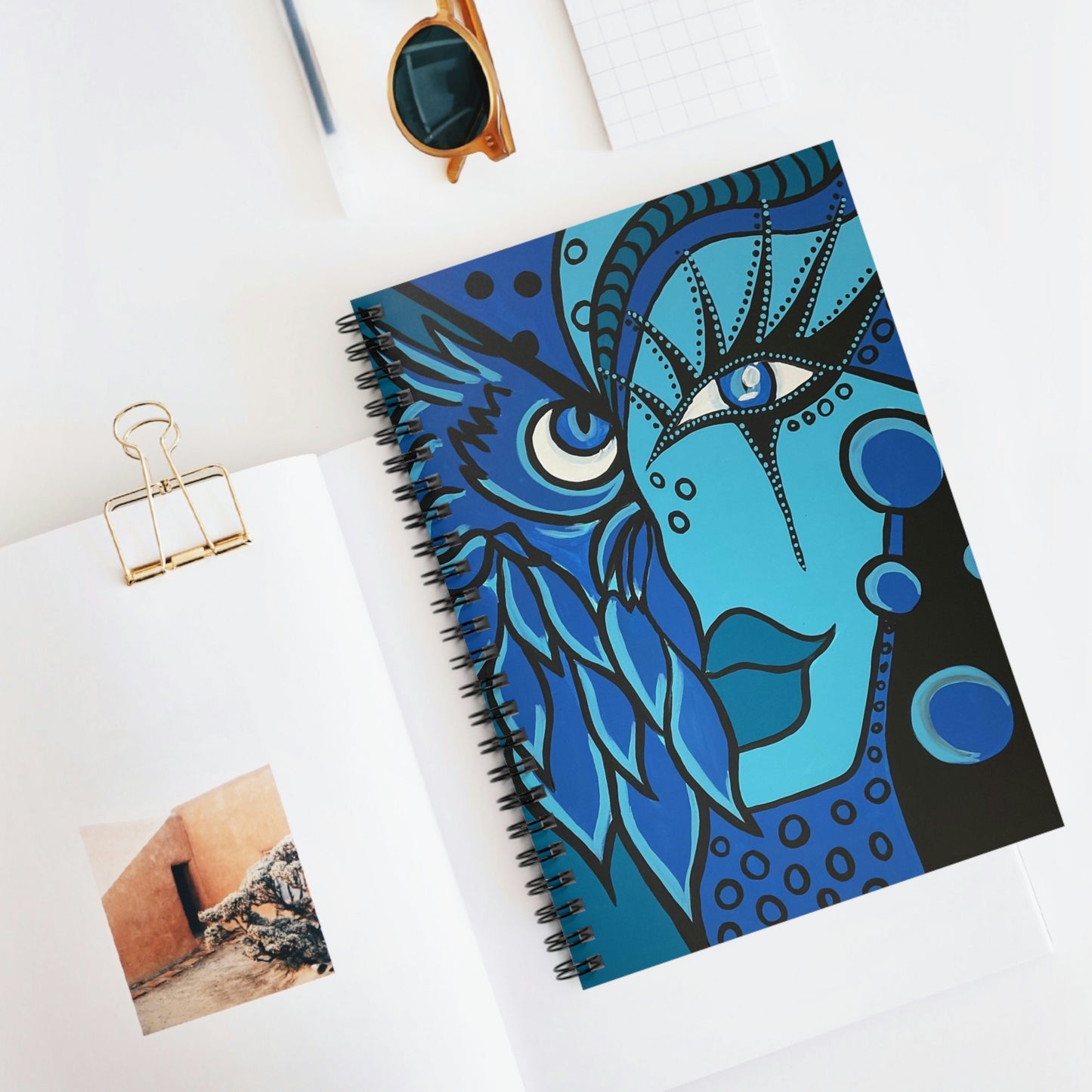 liniertes Spiralnotizbuch Blue Owl Woman
