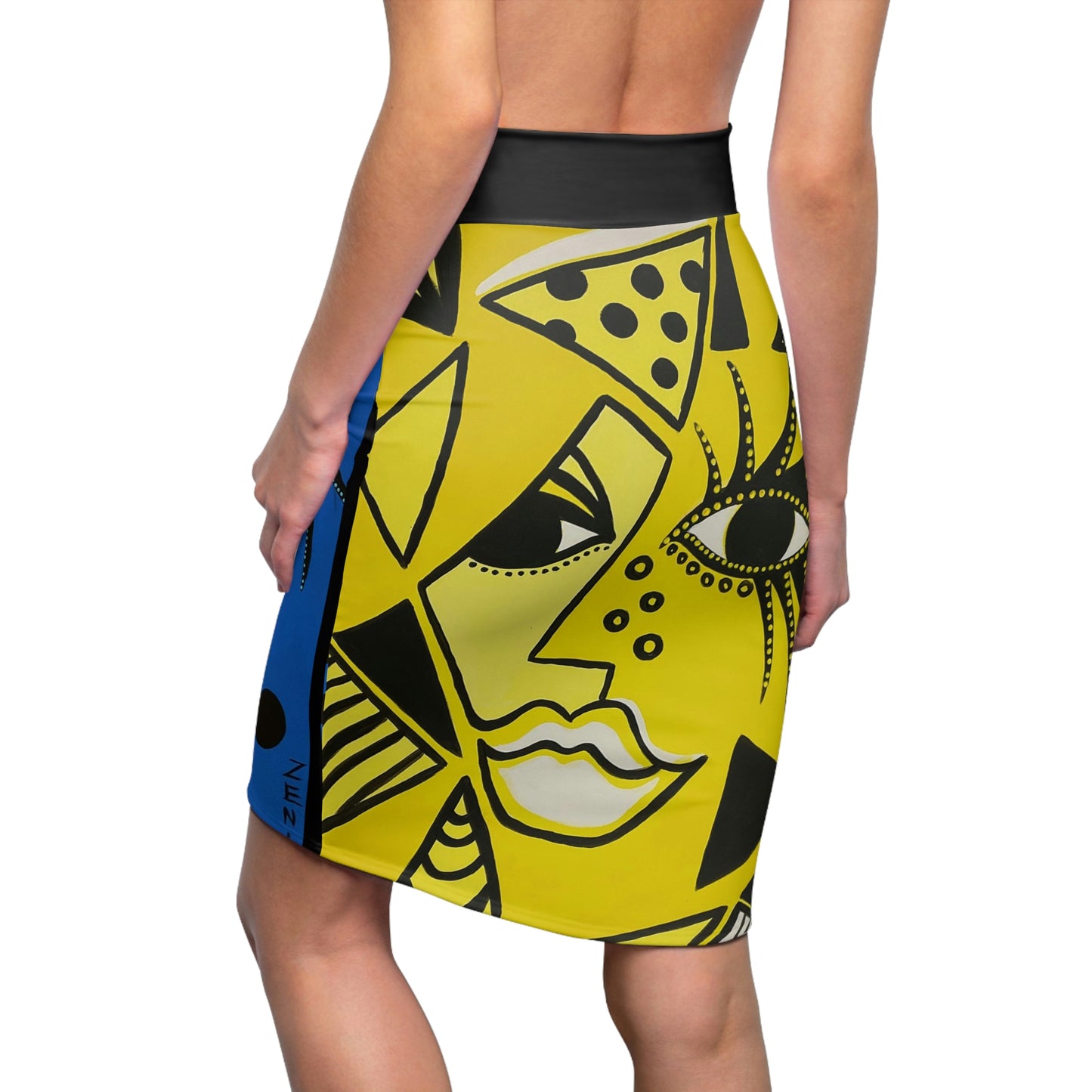 zu sehen ist ein Modell von hinten, sie trägt den Bleistiftrock Cobra/Cheetah Woman der Marke ZeniArt