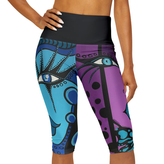aop Yoga capri legging der Marke ZeniArt mit den Motiven Blue Owl Woman / Purple Butterfly Woman 